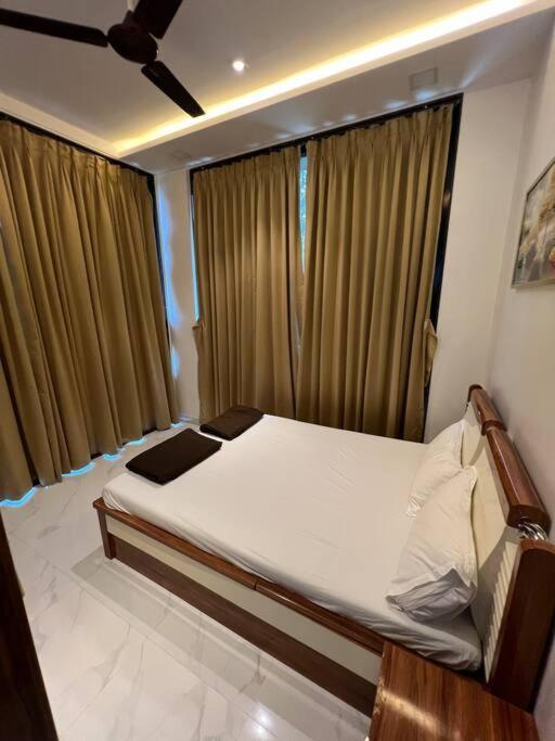 Stayhaven Starmount 4Bhk & Pool Βομβάη Εξωτερικό φωτογραφία